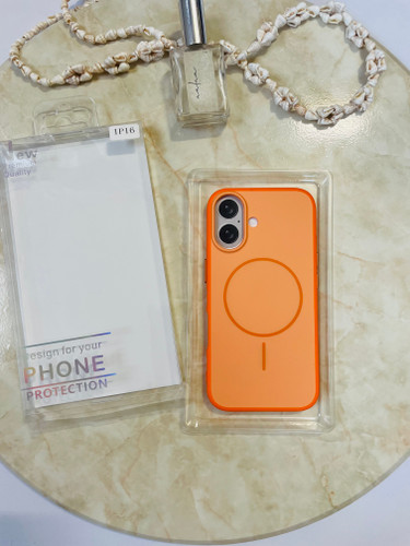 کاور مات آیفون۱۶ نرمال مدل مگ سیف دار ۱۰۰ درصد اوریجینال
